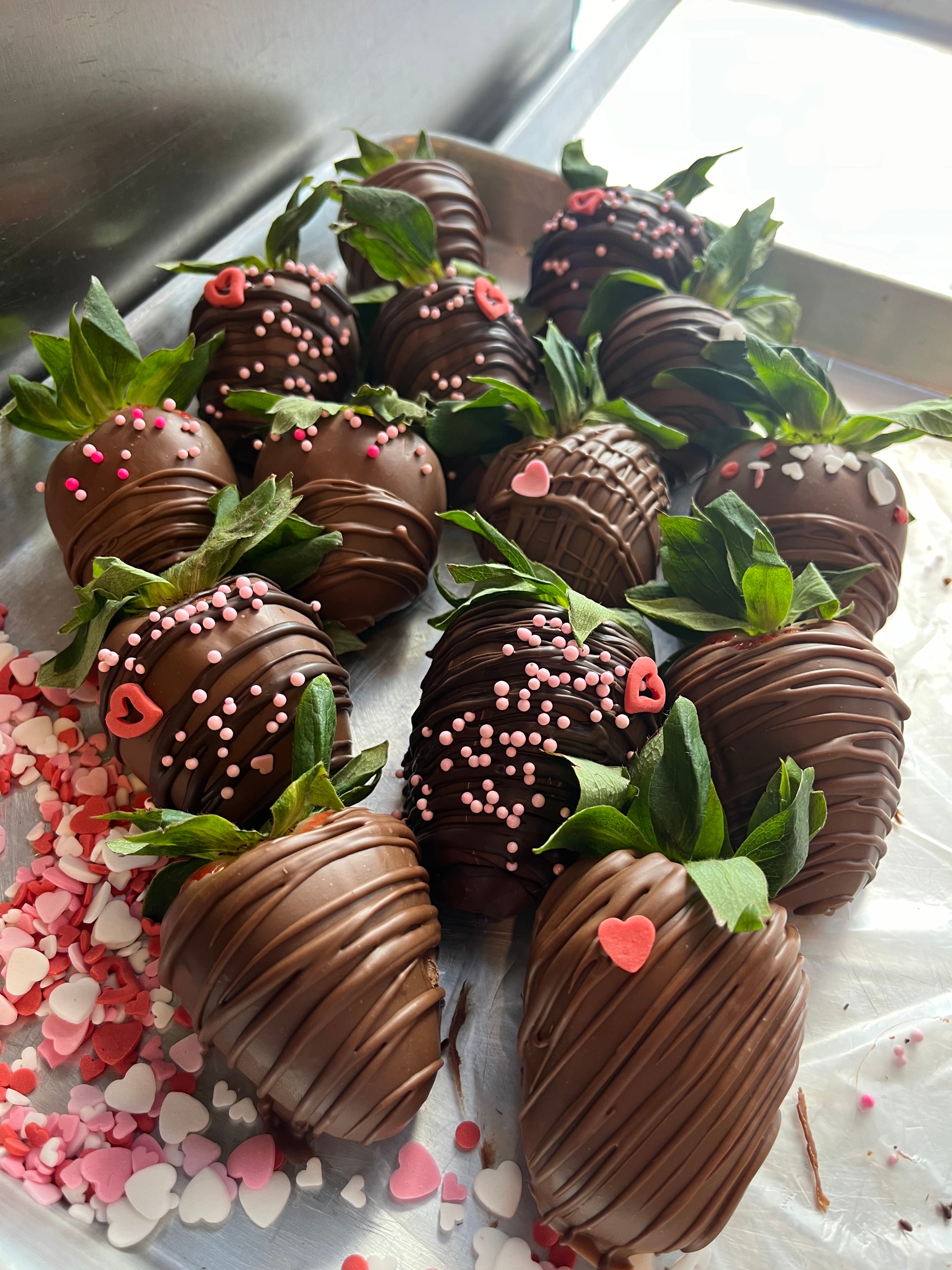 Chocolate Dipped Strawberries – Dolce Mare